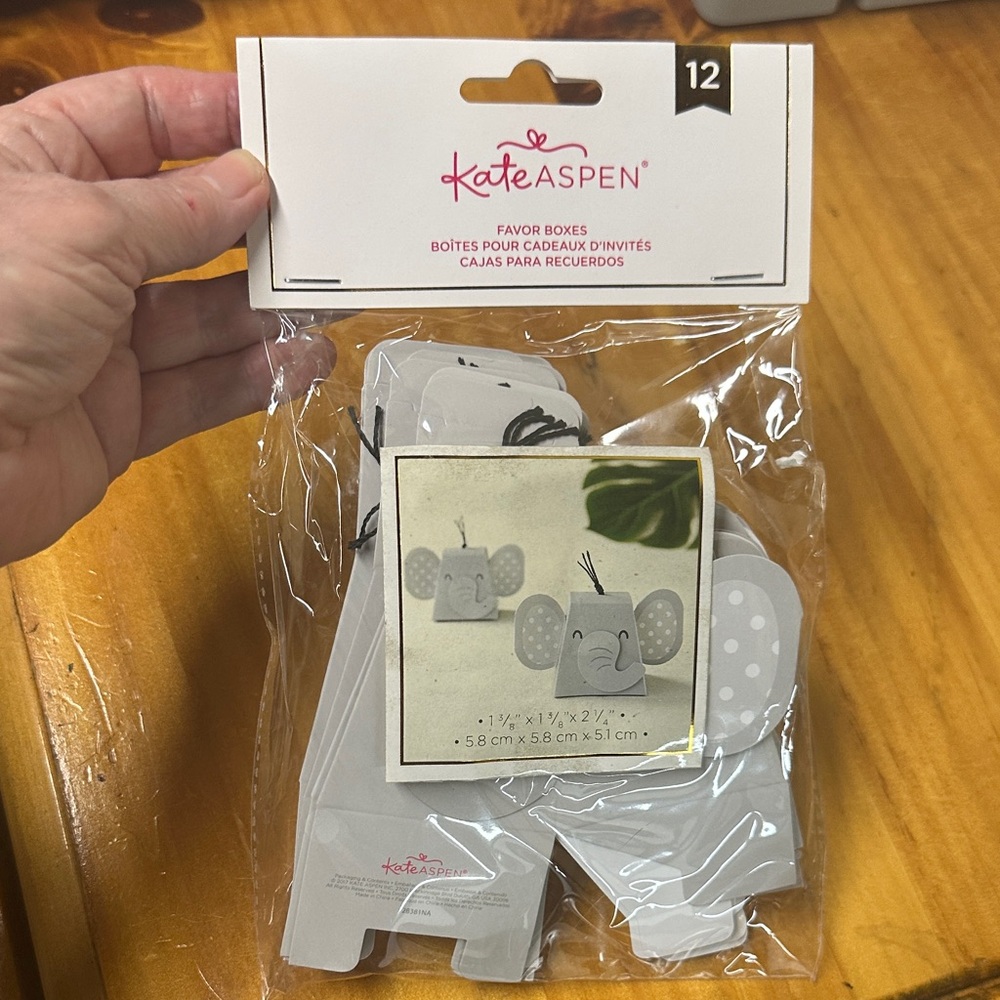 Kate Aspen  party favor boxes for baby 12 new in package, gray &white elephant